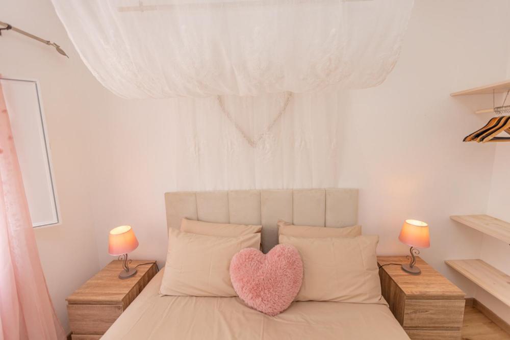 O Quintal Guesthouse Карвоейро Екстериор снимка