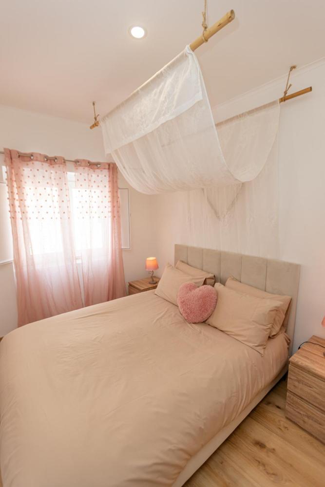 O Quintal Guesthouse Карвоейро Екстериор снимка