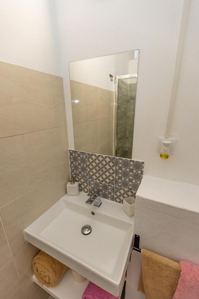 O Quintal Guesthouse Карвоейро Екстериор снимка