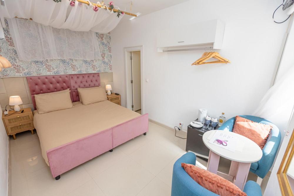 O Quintal Guesthouse Карвоейро Екстериор снимка